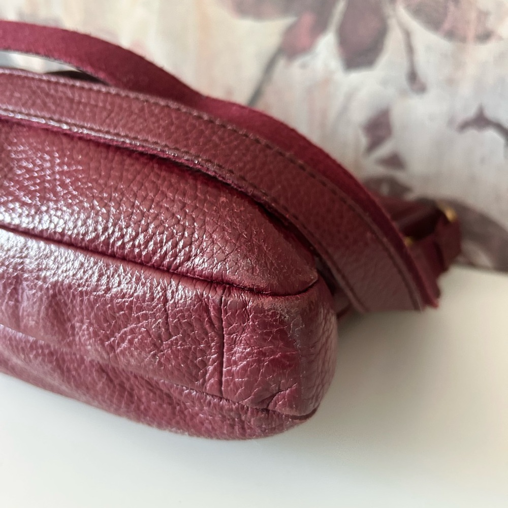 Fossil Pebbled Leather Crossbody Bag in Burgundy - Picture 5 of 10
